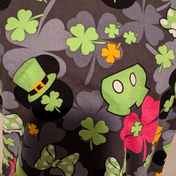 Colorful Patterned Scrub Top - Picture 3 of 7